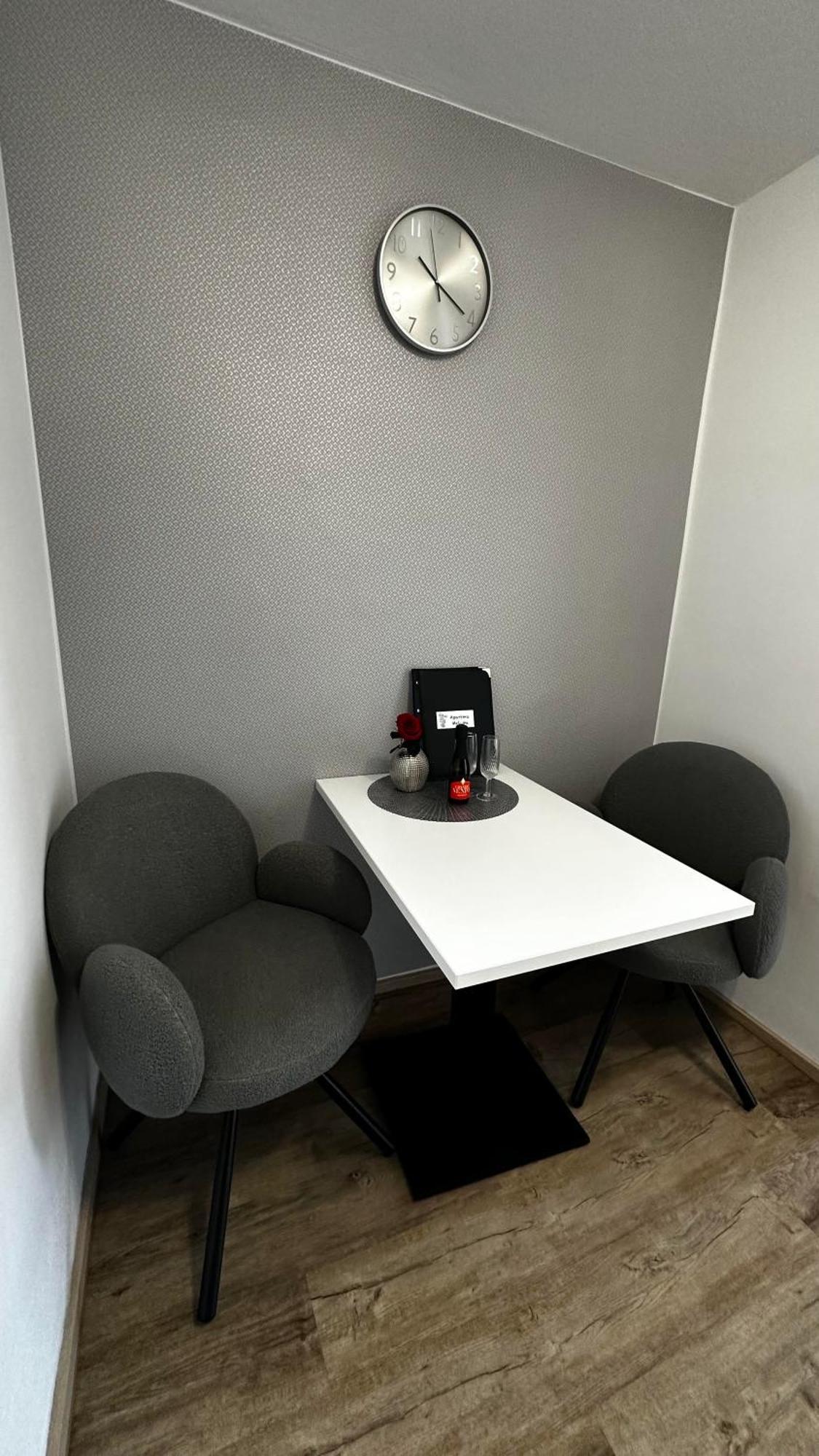Apartmaji Meli Pu Izola Exterior photo