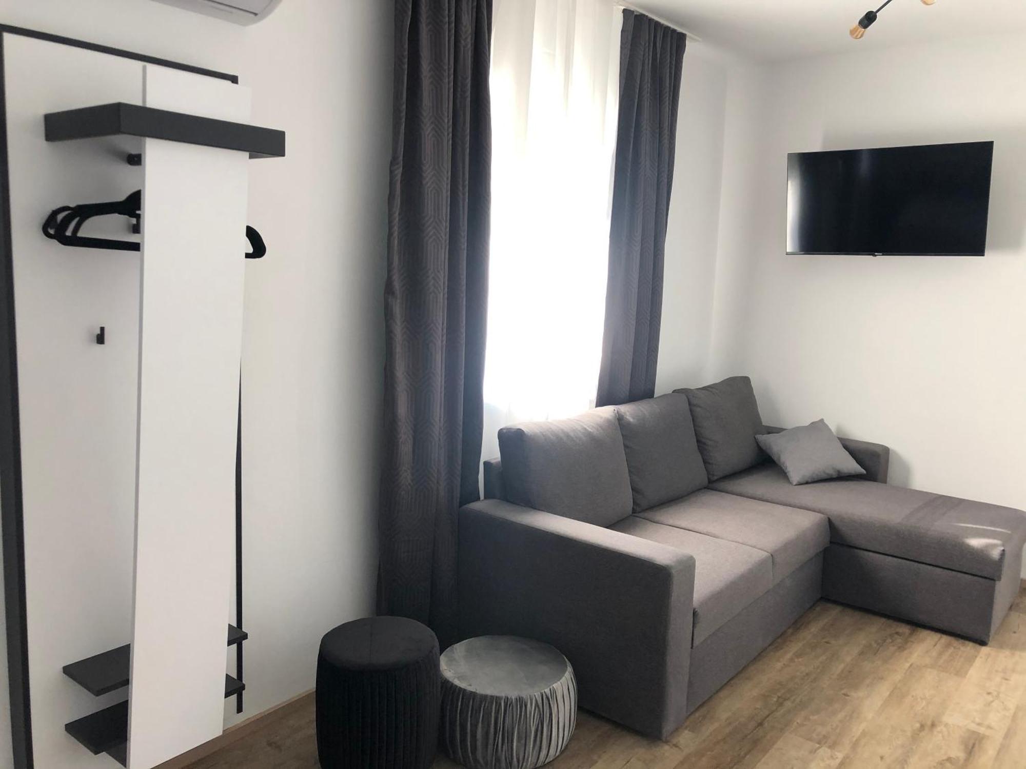 Apartmaji Meli Pu Izola Exterior photo